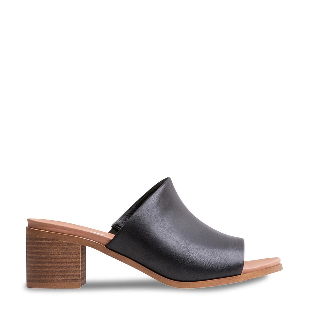 Kacey Sandal