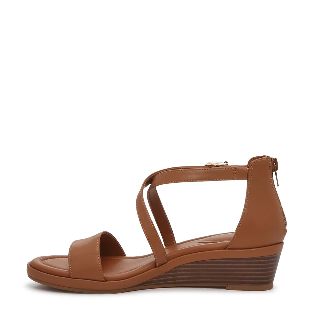 Ammiya Wedge Wide Width Sandal