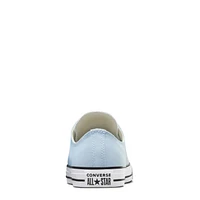 Chuck Taylor All Stars Low Top Sneaker