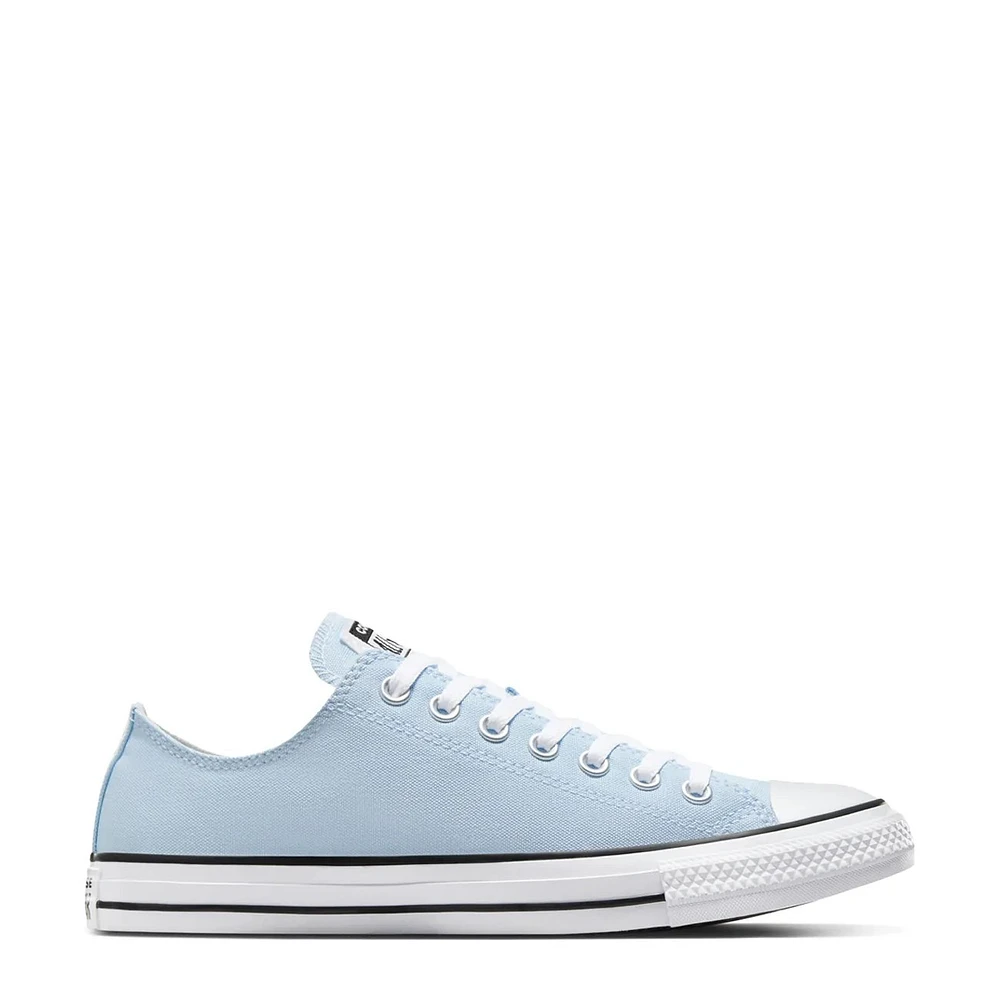 Chuck Taylor All Stars Low Top Sneaker