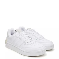 Women's Postmove SE Basketball Sneaker