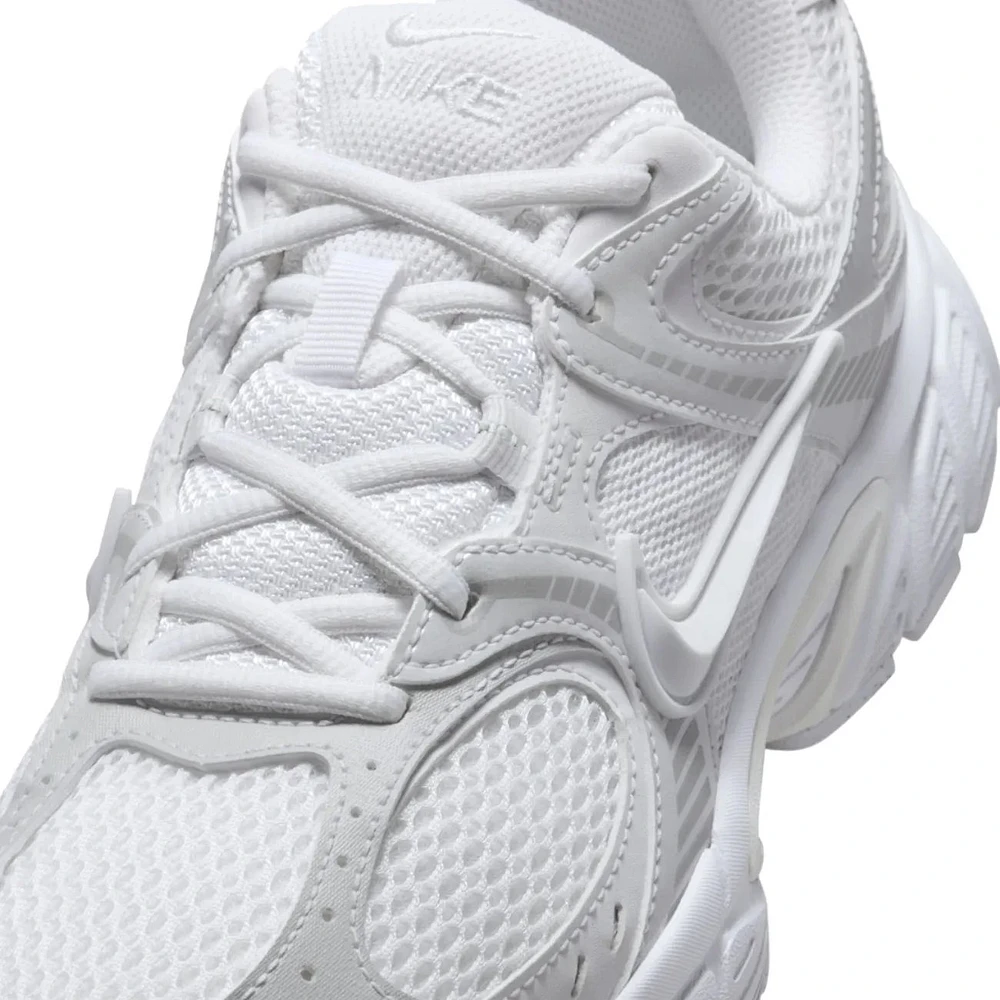 Women's V5 Rnr Sneaker
