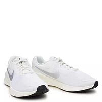 Women's Revolution 7 Running Shoe