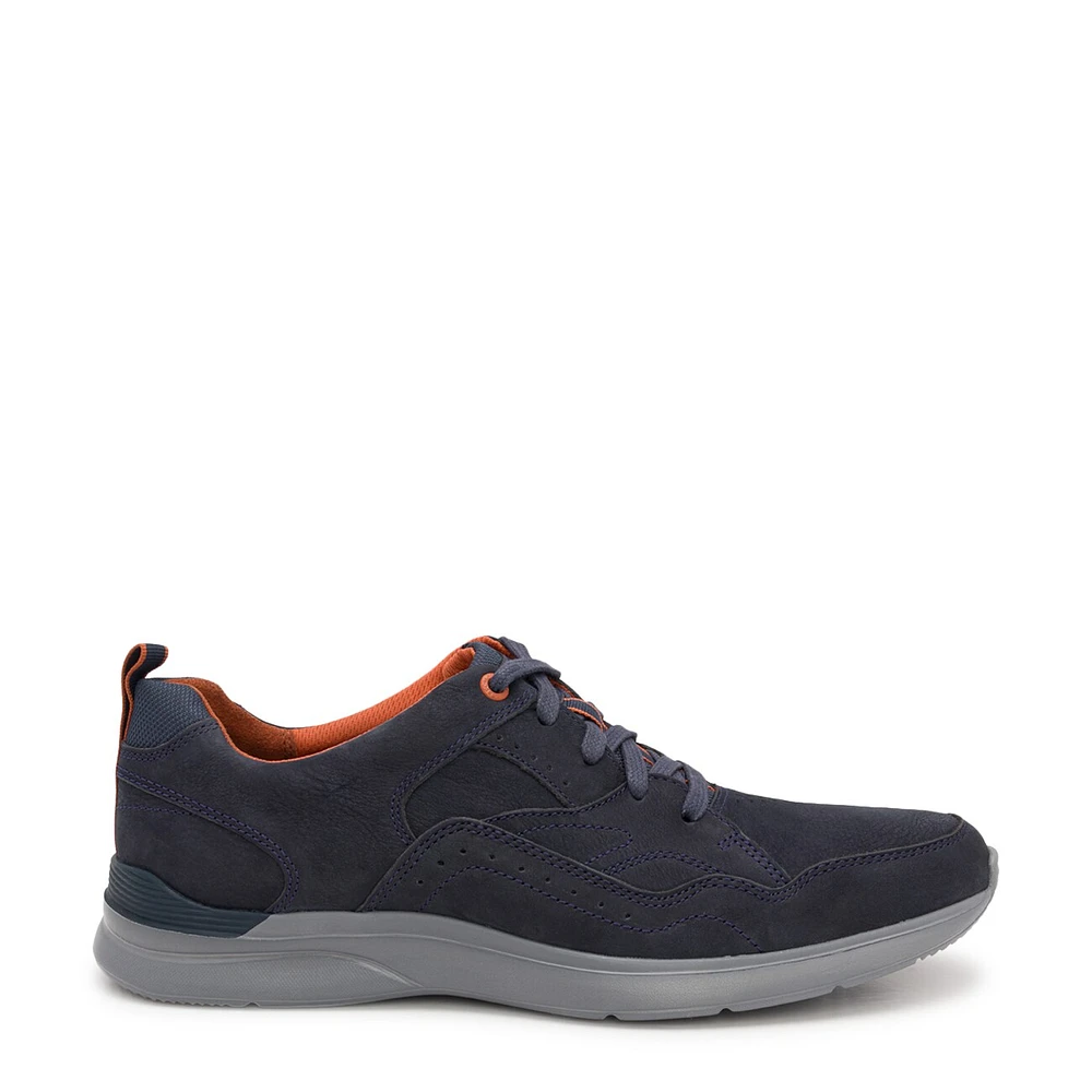 Total Motion Active Walk Sneaker