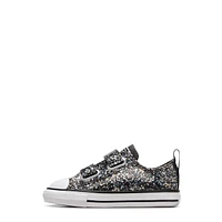 Toddler Girls' Chuck Taylor All Star Glitter Easy-On Low Top Sneaker