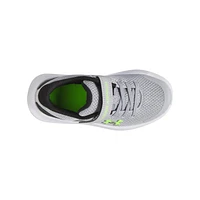 Surge 4 Sneaker