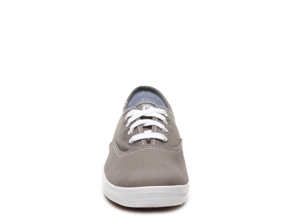 Champion Canvas Sneaker - Women's