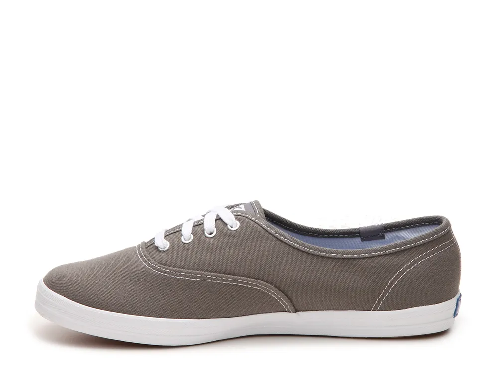 Champion Canvas Sneaker - Women's