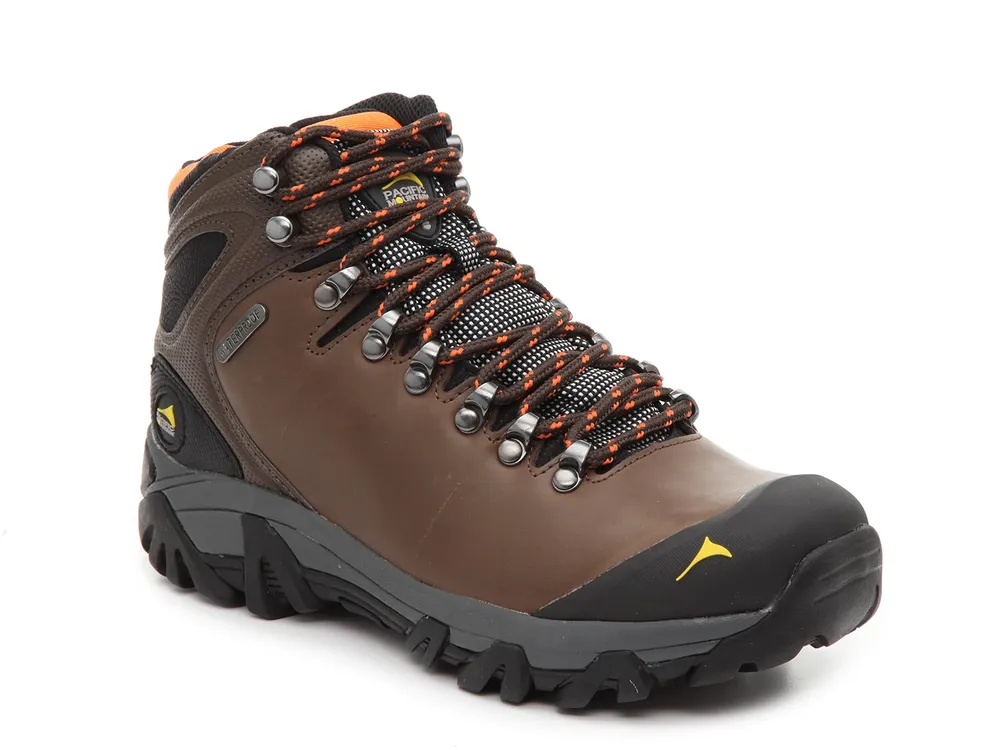 Elbert Hiking Boot