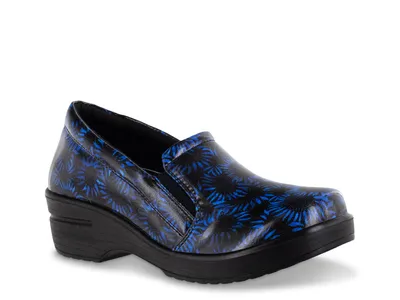 Leeza Work Slip-On