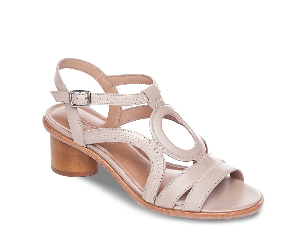 Lucinda Sandal