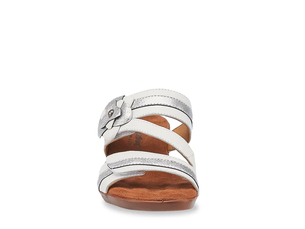 Glynis Sandal