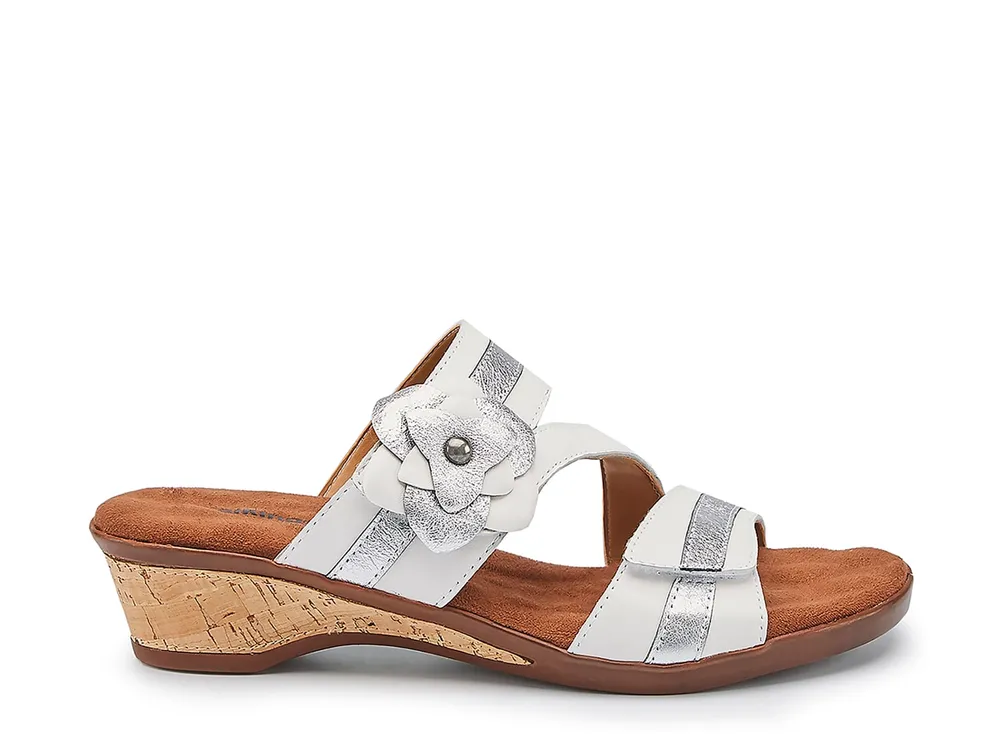 Glynis Sandal