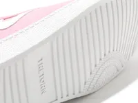 Nylite Sneaker - Women's
