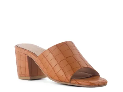 Dumplin Sandal