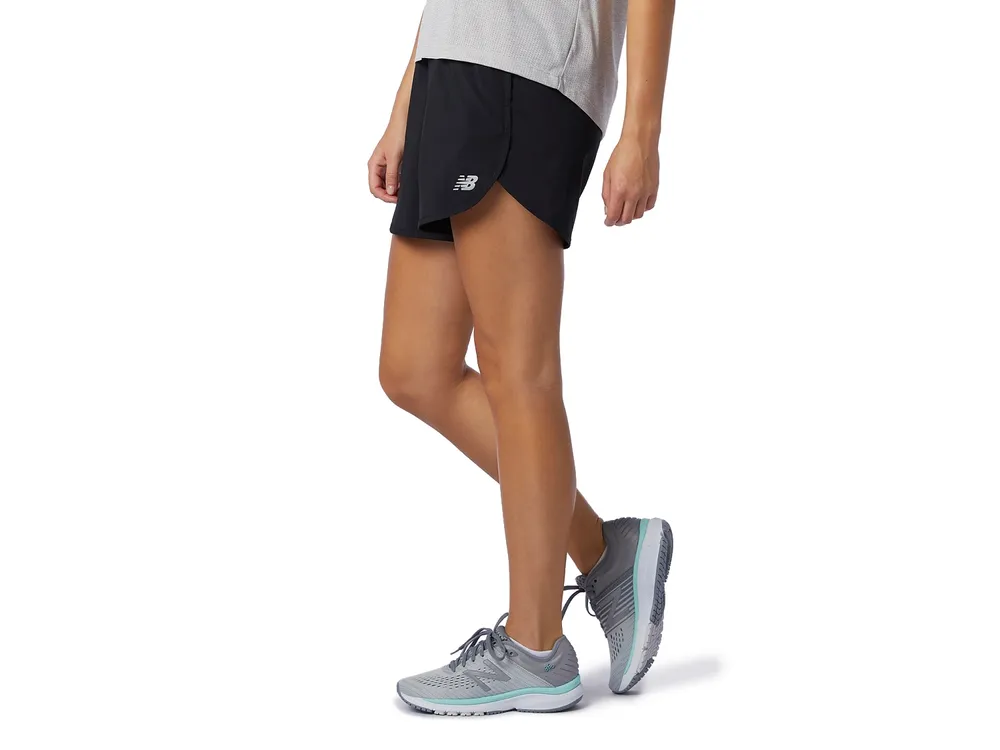 Accelerate Women's Shorts