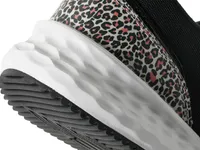 Fresh Foam X70 Sneaker - Women's
