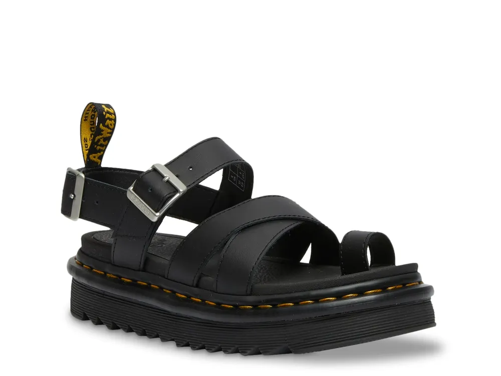 Avery Sandal