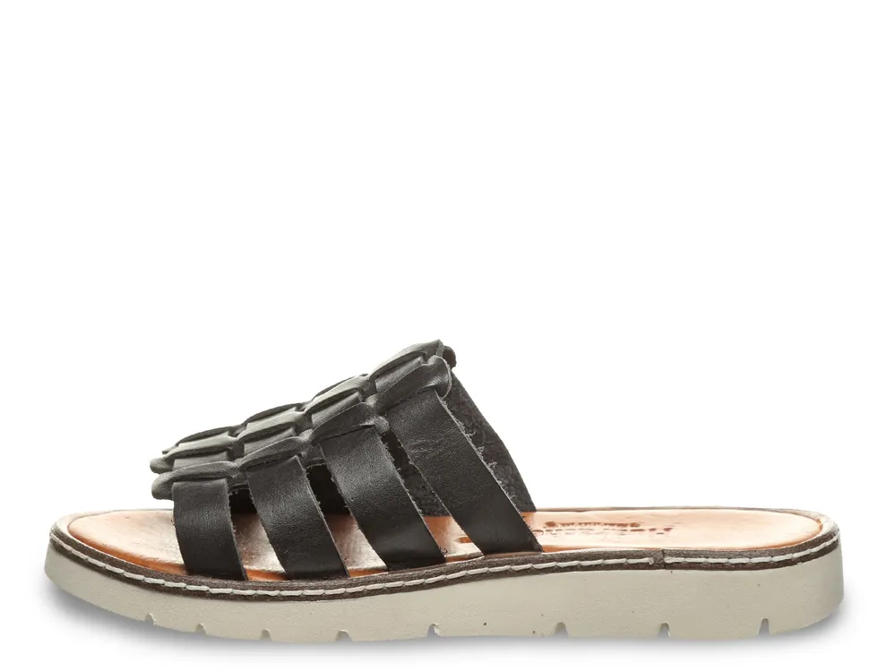 Vanessa Sandal