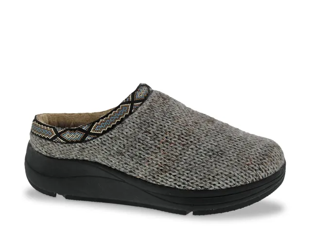 Muk Luks Womens Flexi Long Island Slip-On Shoe