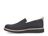 Lelan Slip-On