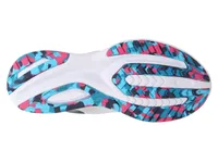 Guide 15 Running Shoe