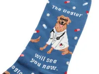 The Dogtor Is In Men's Crew Socks