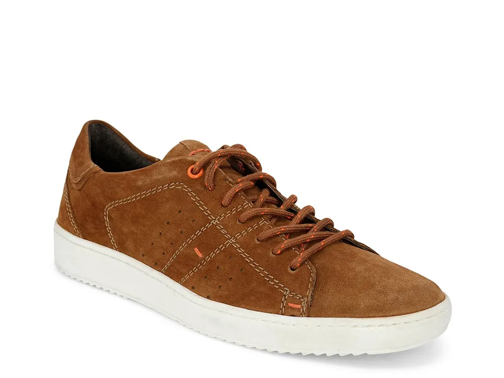 Henson Sneaker