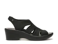 Finale Wedge Sandal