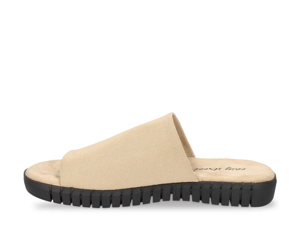 Akeyla Slide Sandal