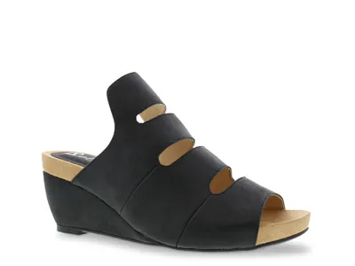 Whit Wedge Sandal