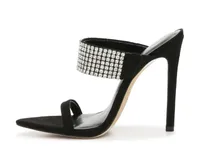 Noin Slide Sandal