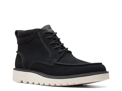 Clarks Barnes Mid Boot