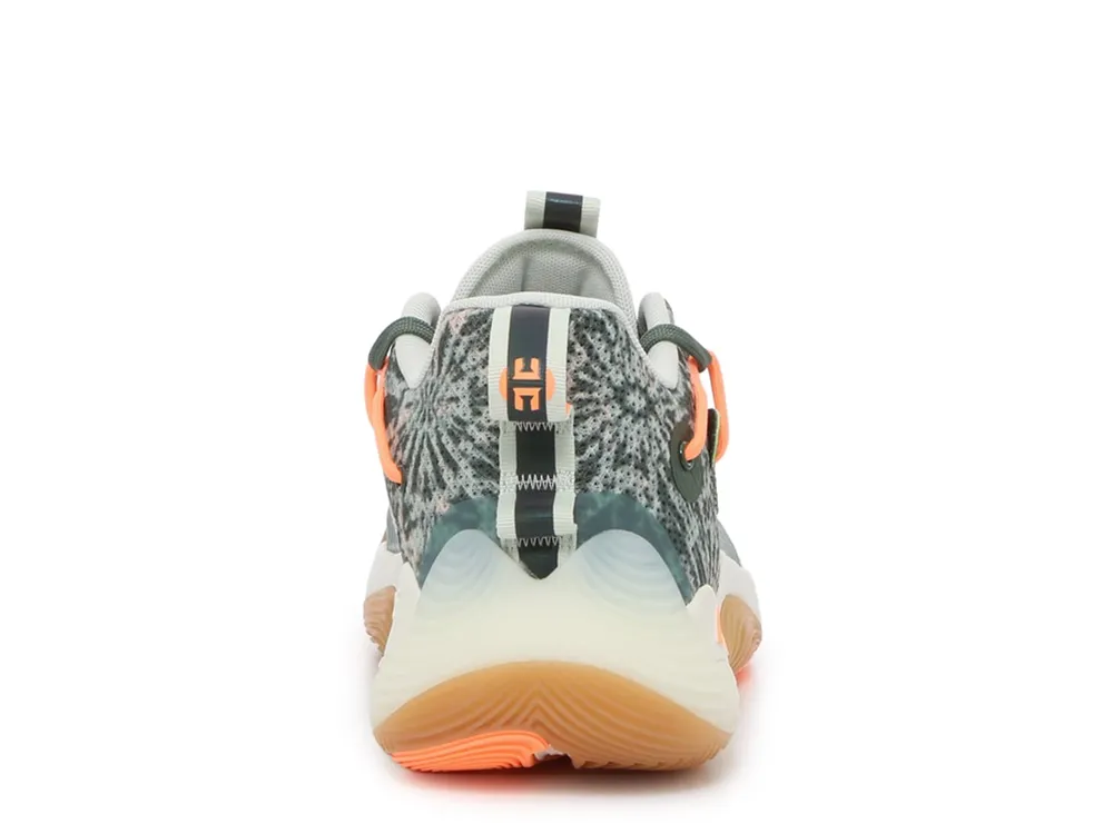 Harden Stepback 3 Basketball Shoe