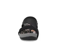 Andred Sandal