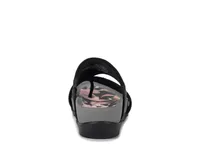 Andred Sandal