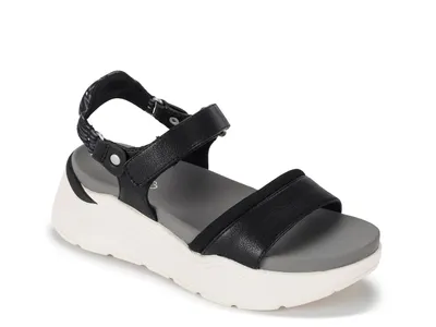 Wincy Wedge Sandal