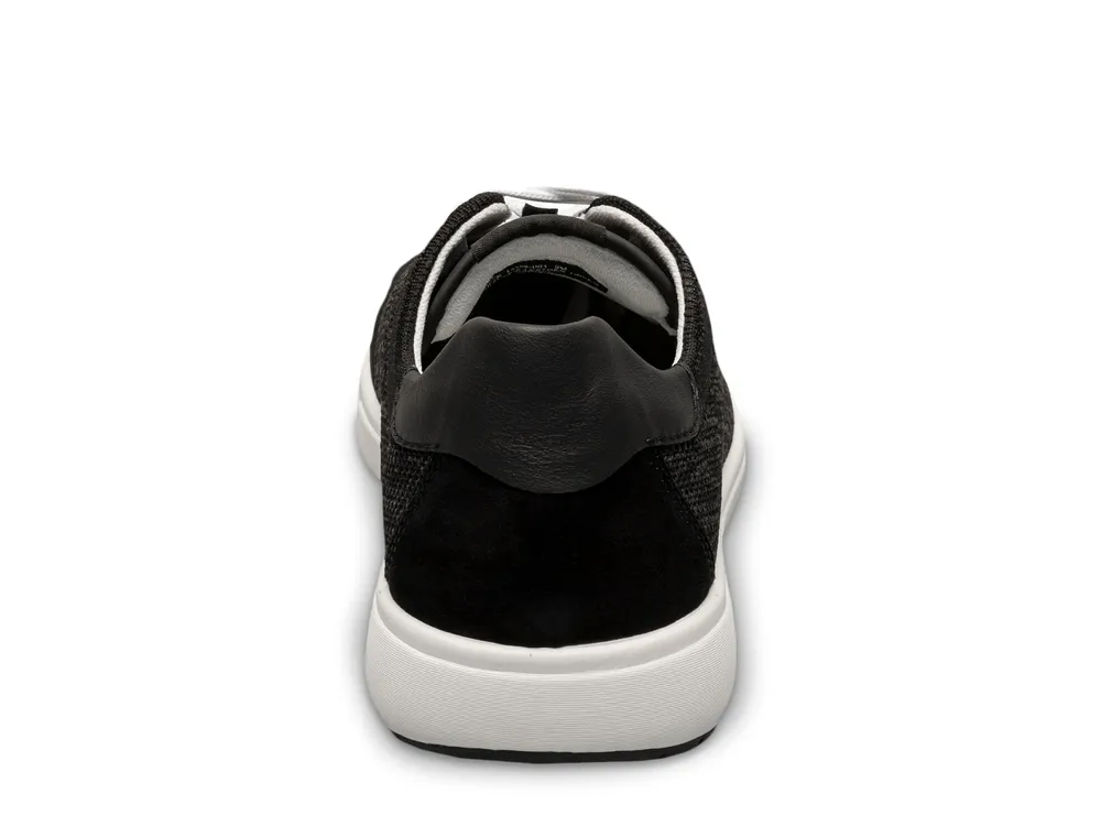 Heist Plain Toe Sneaker