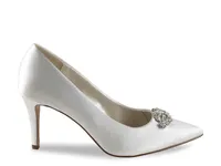 Giselle Pump