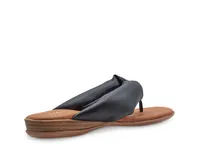 Nuya Sandal