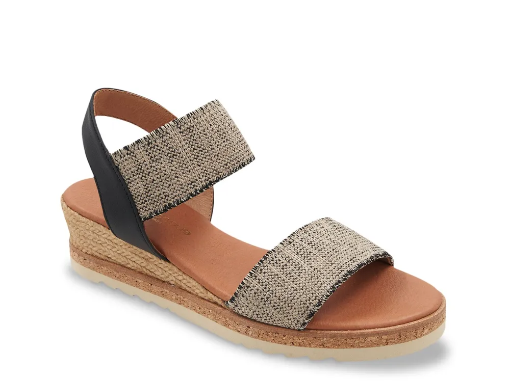 Neveah Wedge Sandal