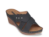 Dorty Wedge Sandal