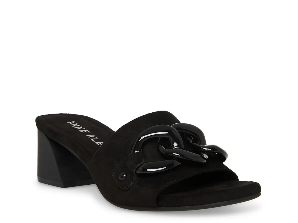 Marilyn Sandal