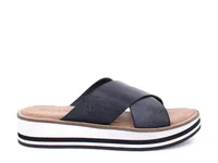 Shout Sandal