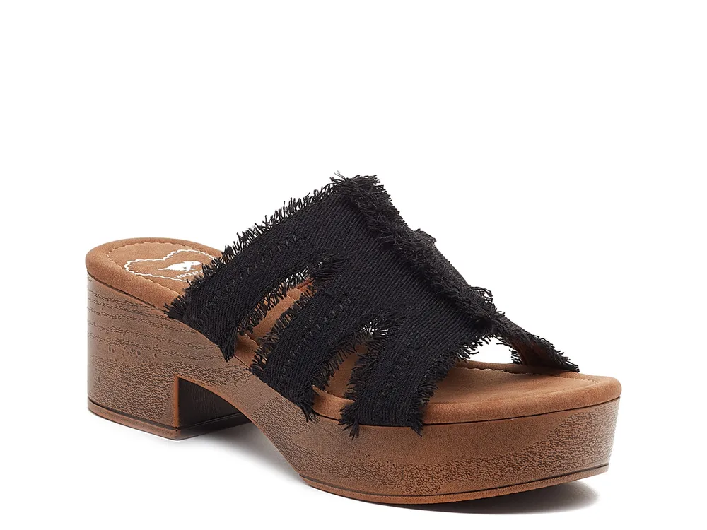 Clipper Platform Sandal