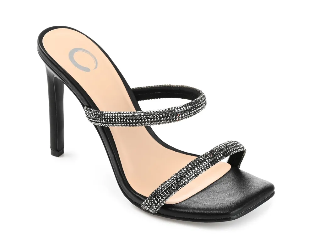 Reena Sandal