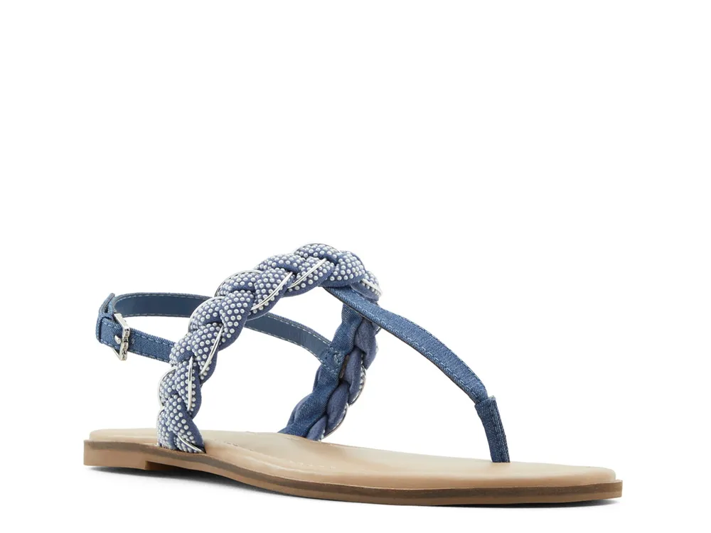 Julianna Sandal