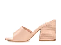 Leslee Sandal