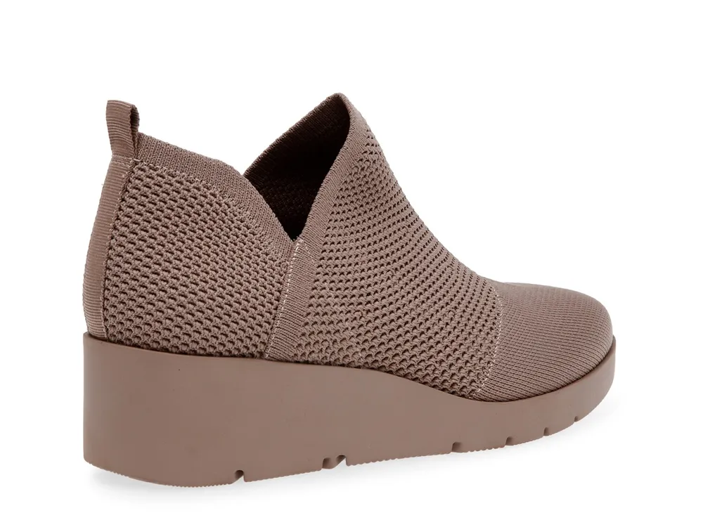 Quincy Wedge Sneaker