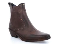 Cliffhanger Bootie